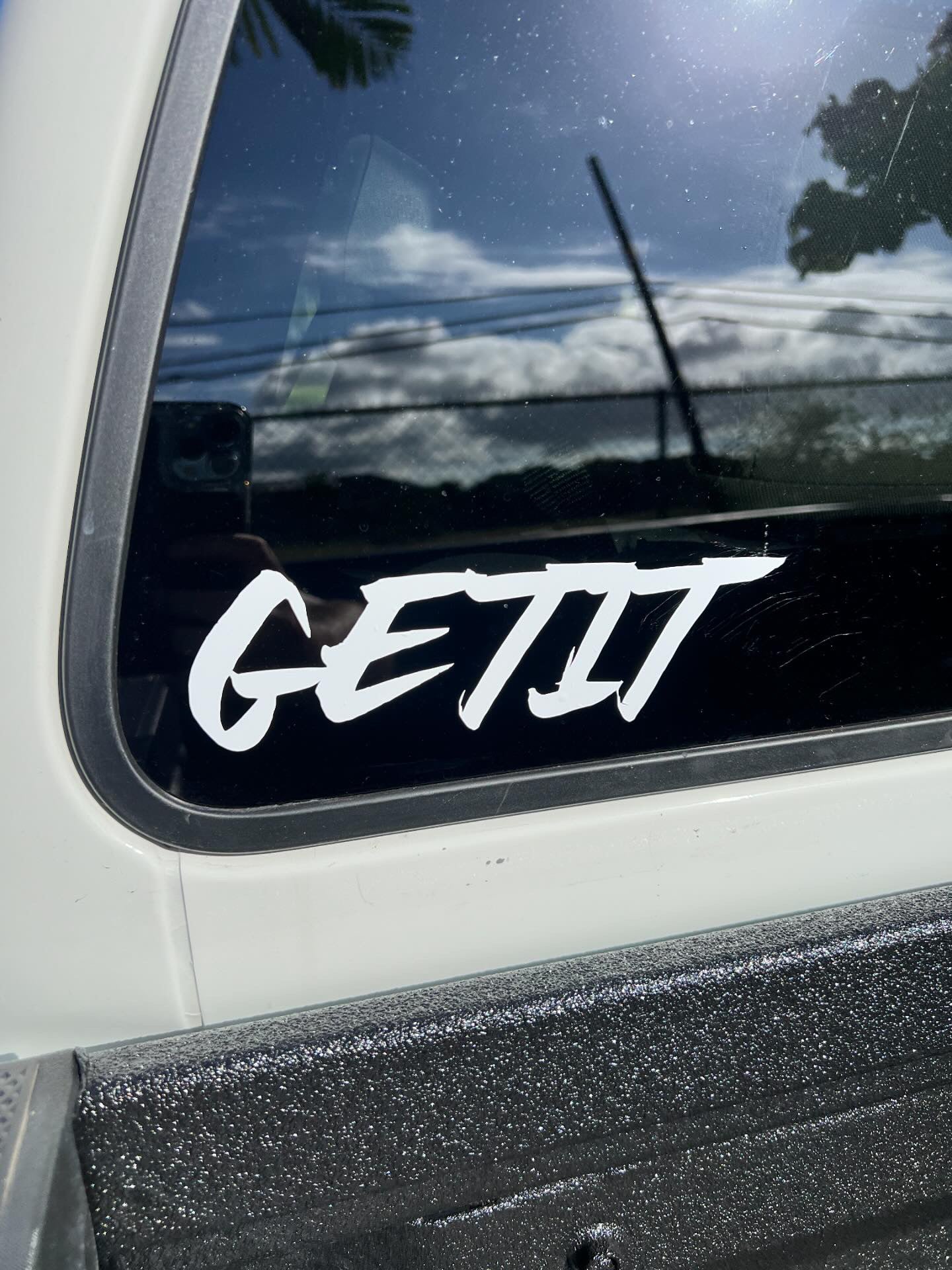 Getit Decal Sticker